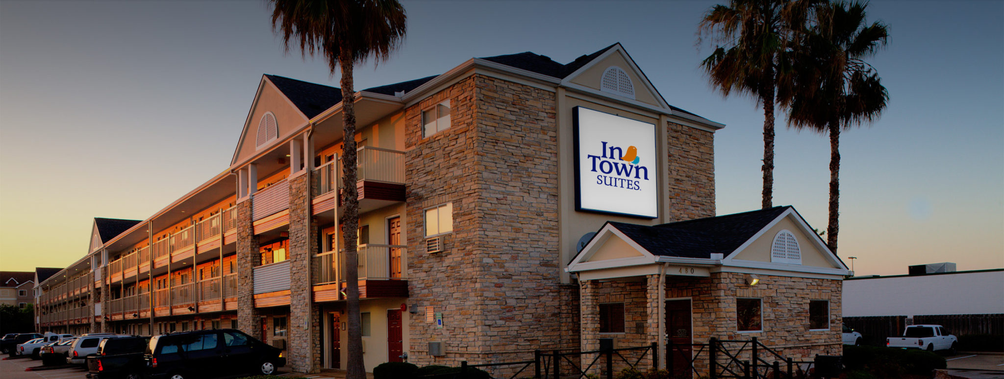 Extended Stay Hotel Intown Suites