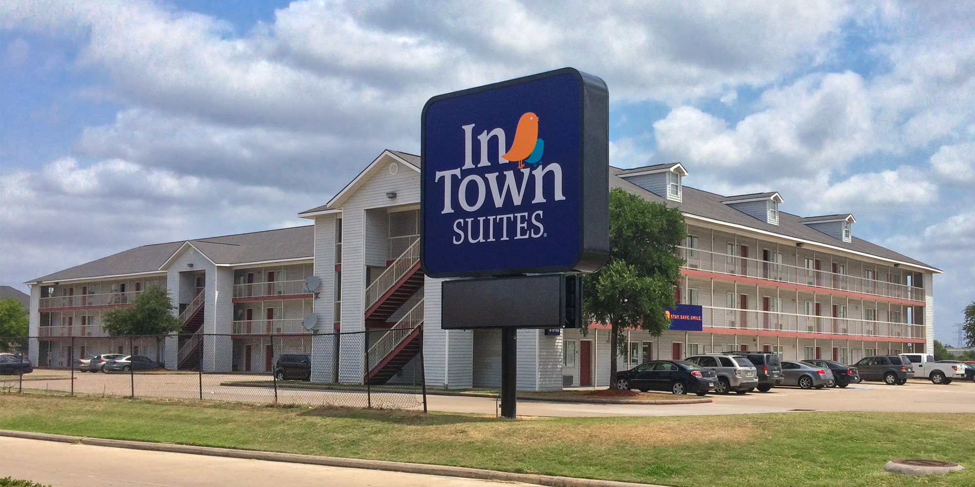 North Houston, TX Extended Stay Hotel InTown Suites