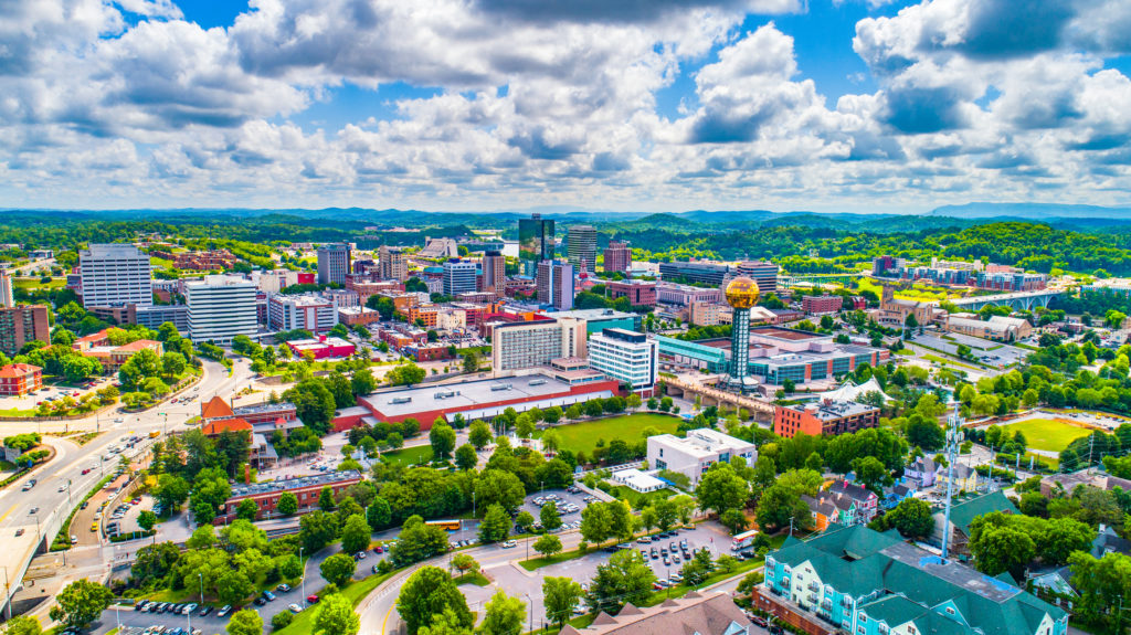 Enjoy the benefits of Knoxville while saving money with a furnished efficiency apartment.
